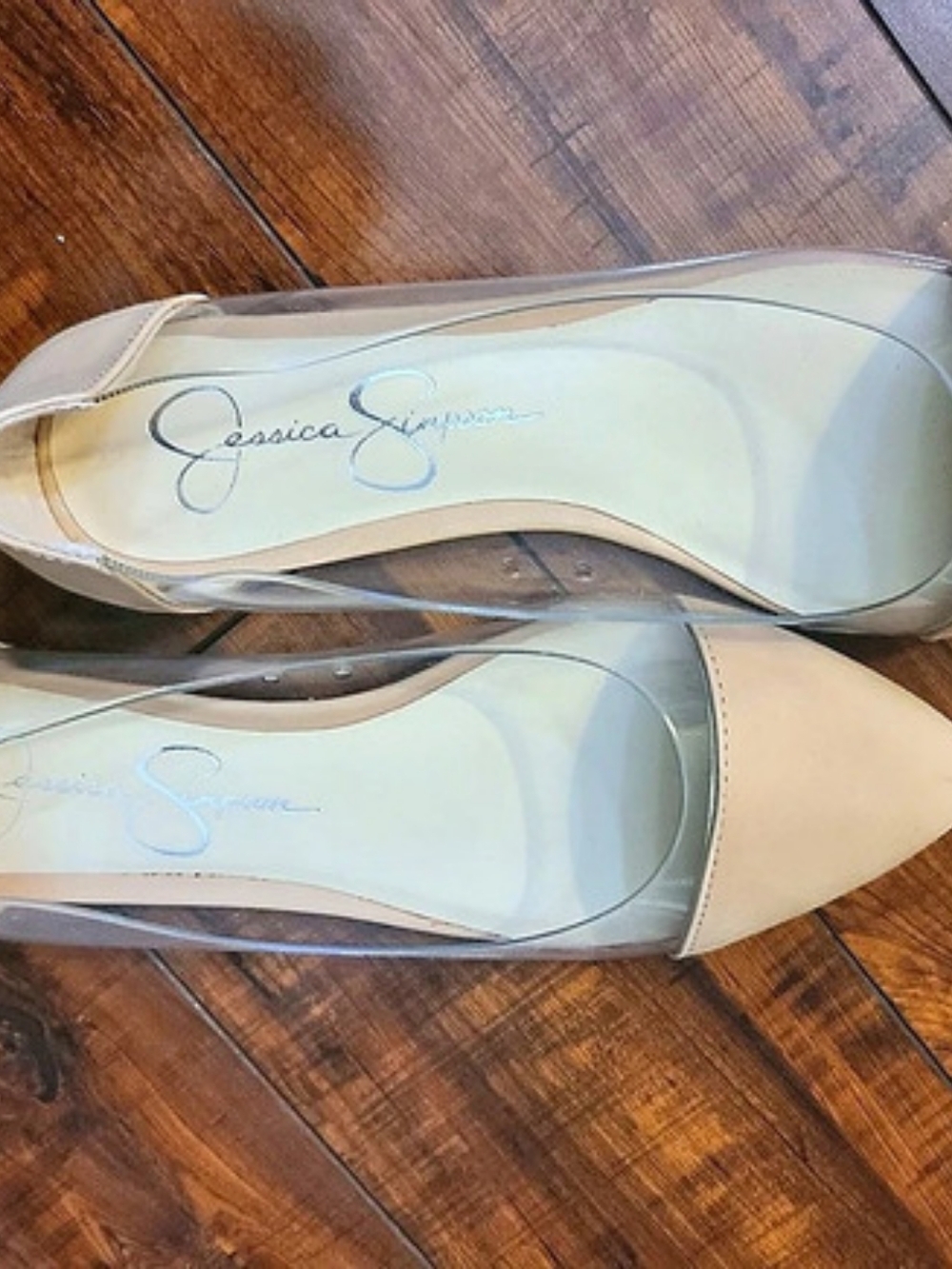Jessica Simpson Pointed-Toe Flats in Beige